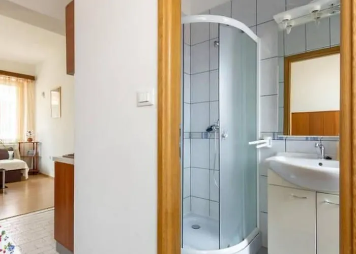 Grosse In Split- Diokletianpalast-naehe By Interhome